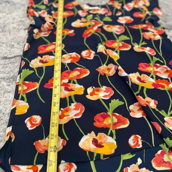 C&E Small Floral Short Flutter Sleeve V Neck Dressy Blouse Summer Office Event - Picture 6 of 7